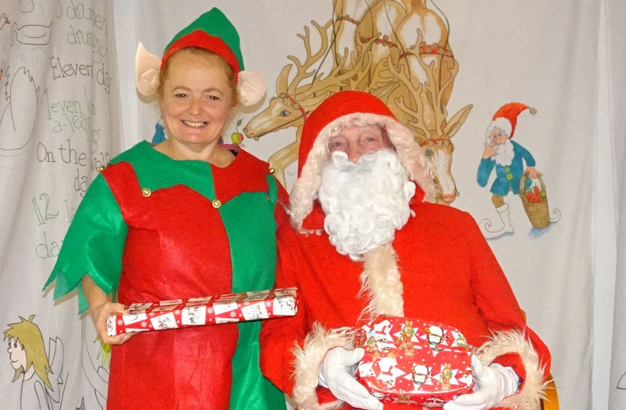 Wistaston 'Xmas Fair' raises over £2000 for Cancer Research UK