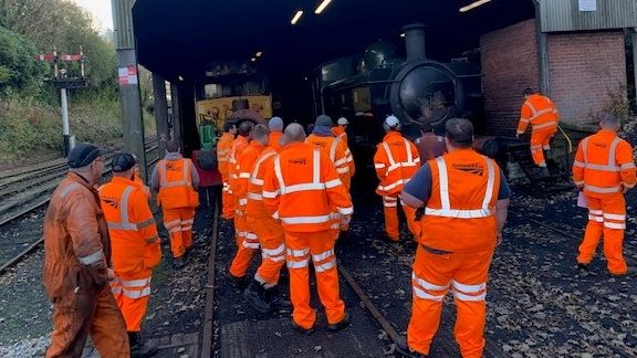 Network Rail volunteers help spruce Bodmin heritage railway ahead of Santa train return