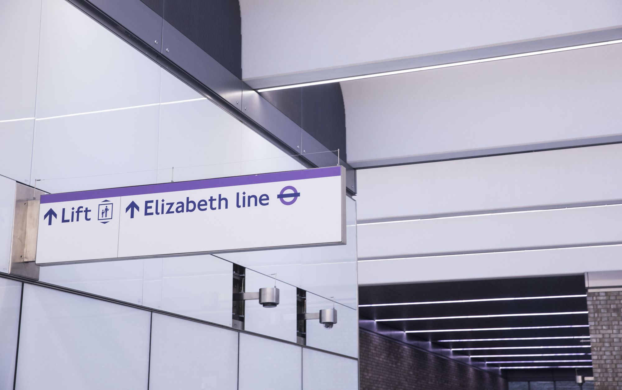 Crossrail ‘on track’ to begin passenger services in first half of 2022