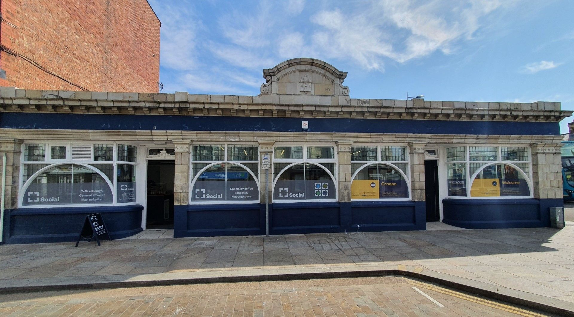Entrepreneurs encouraged to access support available and set up in Rhyl