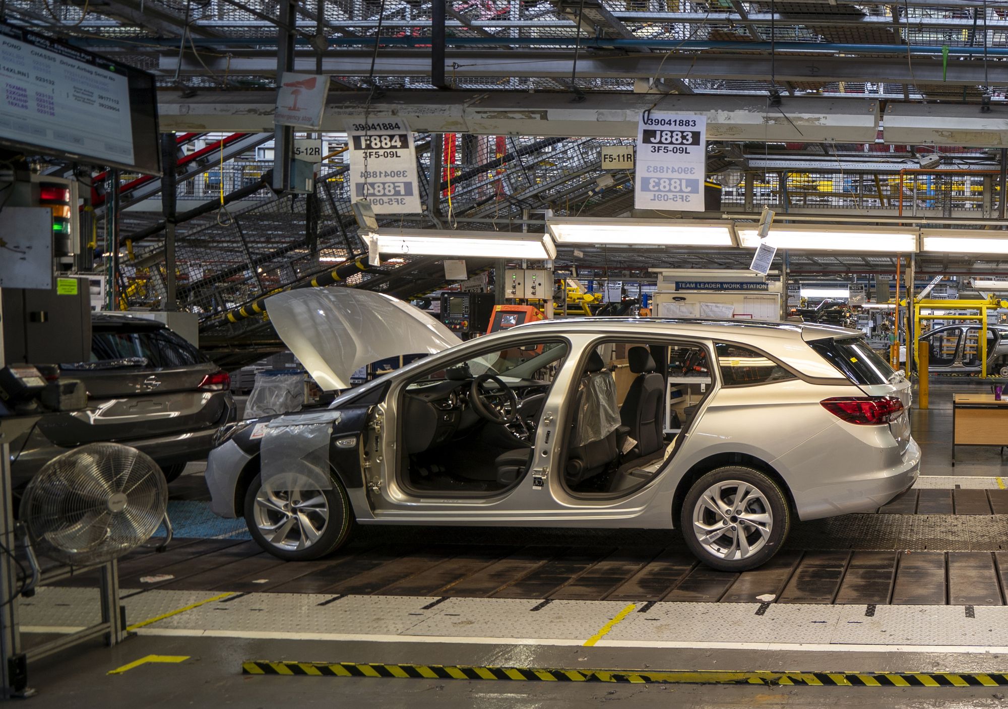UK car production falls again - 'another torrid start to the year'