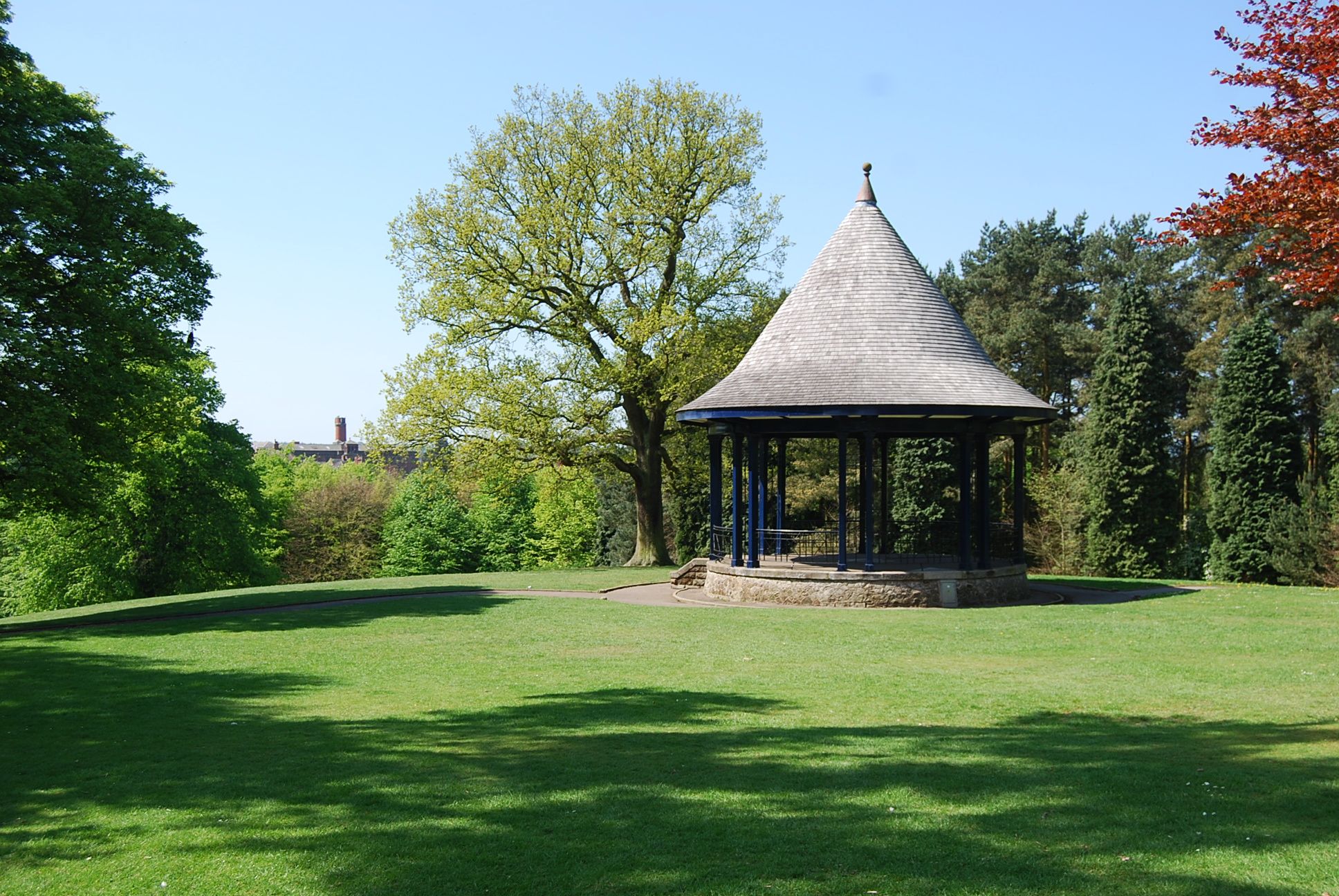 Park concerts to start up again in Leek