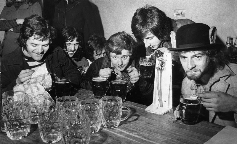 Nostalgia: Manchester University students keep up tradition