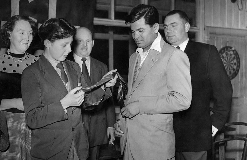 Nostalgia: Crompton Cricket Club bid fond farewell to Sonny