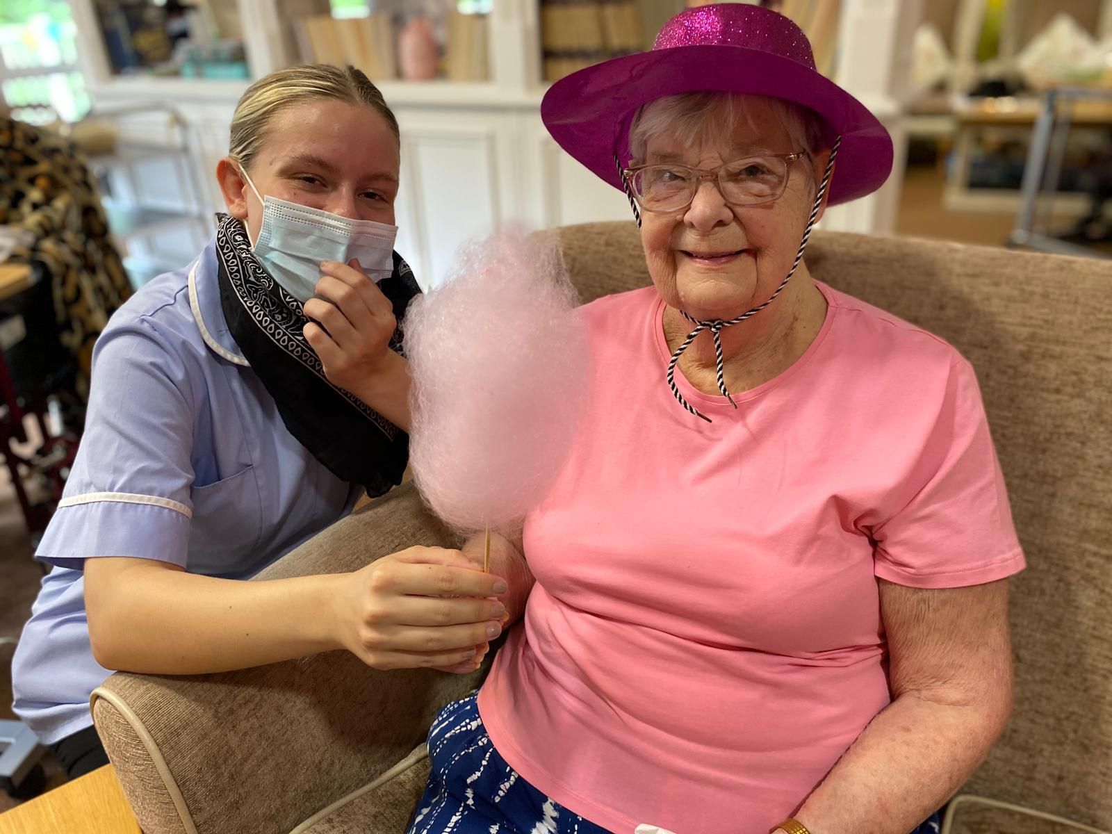 Care home residents in Camberley seek pen pals