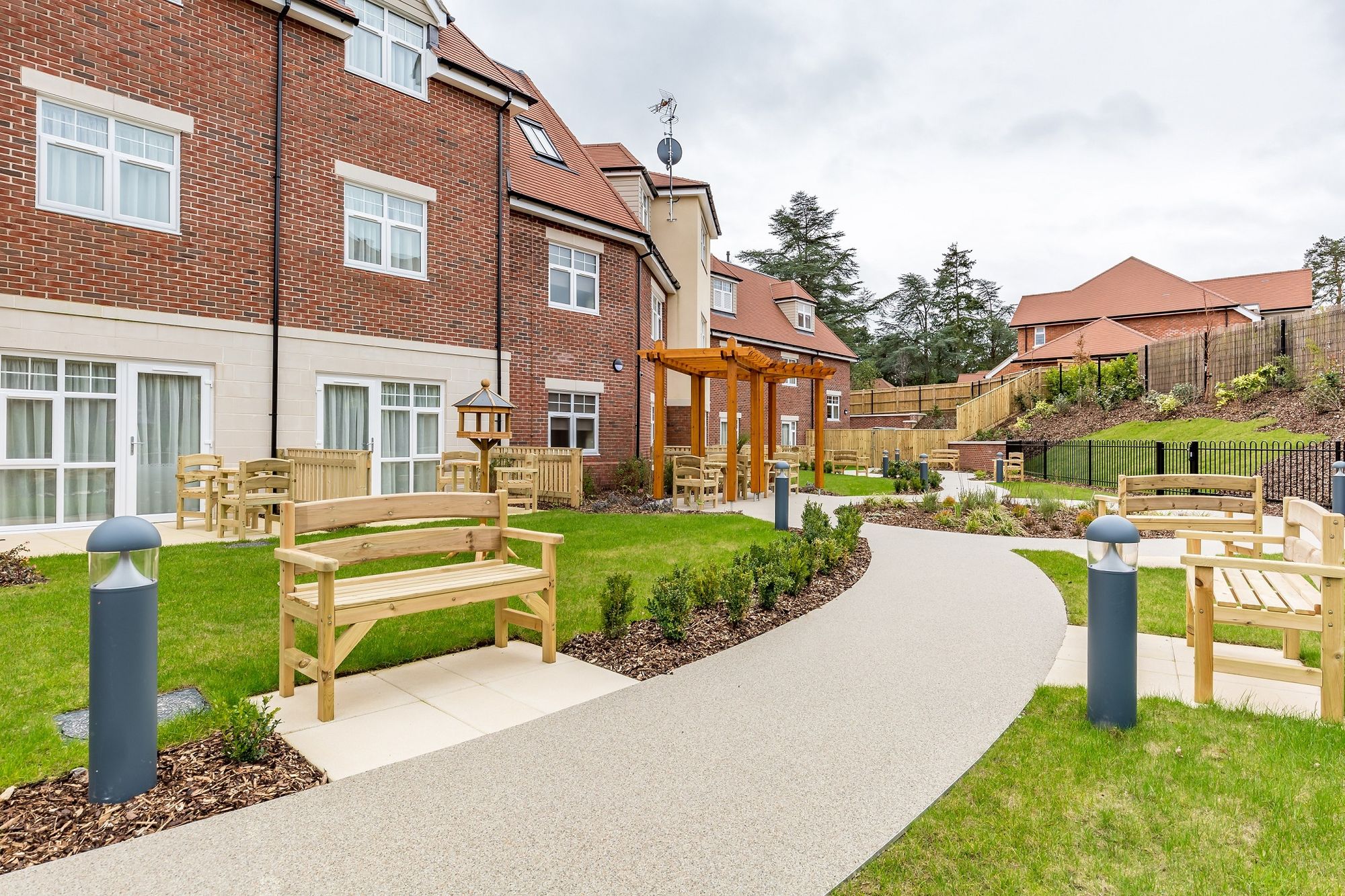 Ferndown care home invites frontline workers to collect special treat on Valentine's Day