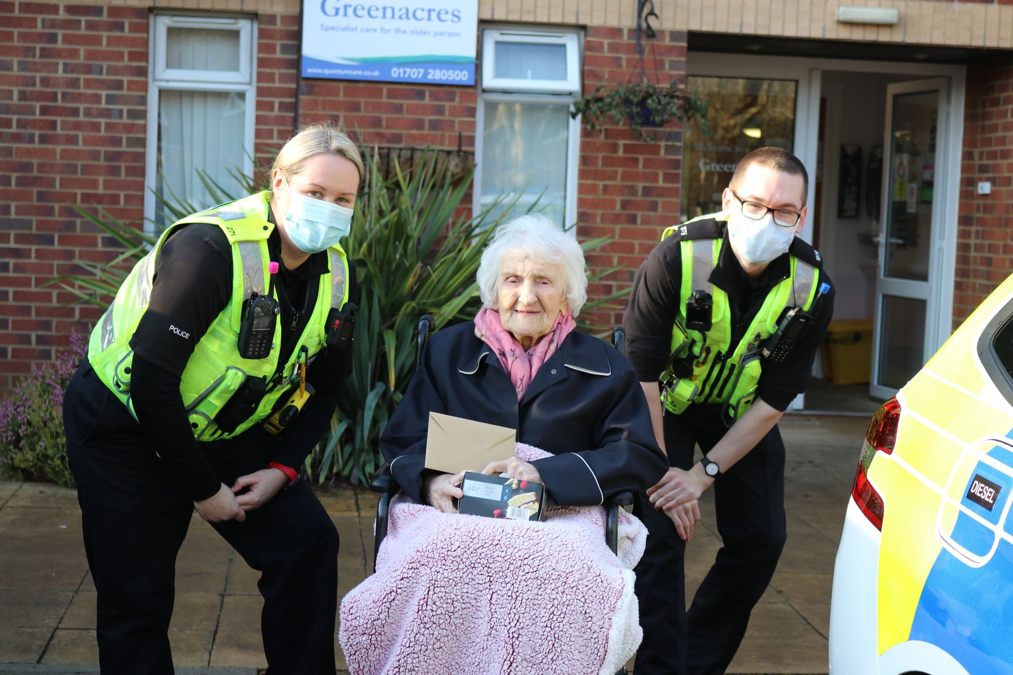Hatfield care home resident celebrates 101st birthday with visit from police officers