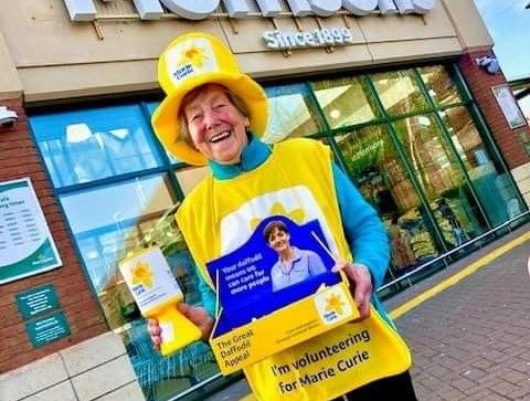 Marie Curie calls for Carmarthenshire volunteers as Great Daffodil Appeal returns