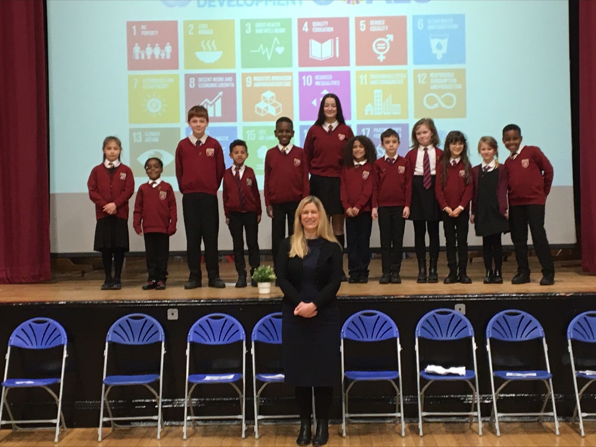 Penge primary pupils enjoy inspiring visit from Ellie Reeves MP
