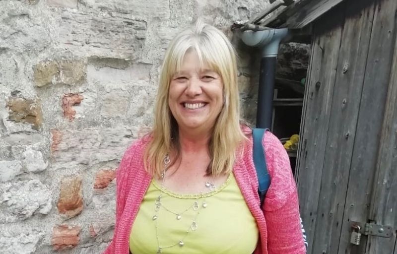 Southsea woman faces walking challenge for Brain Tumour Research in memory of mum