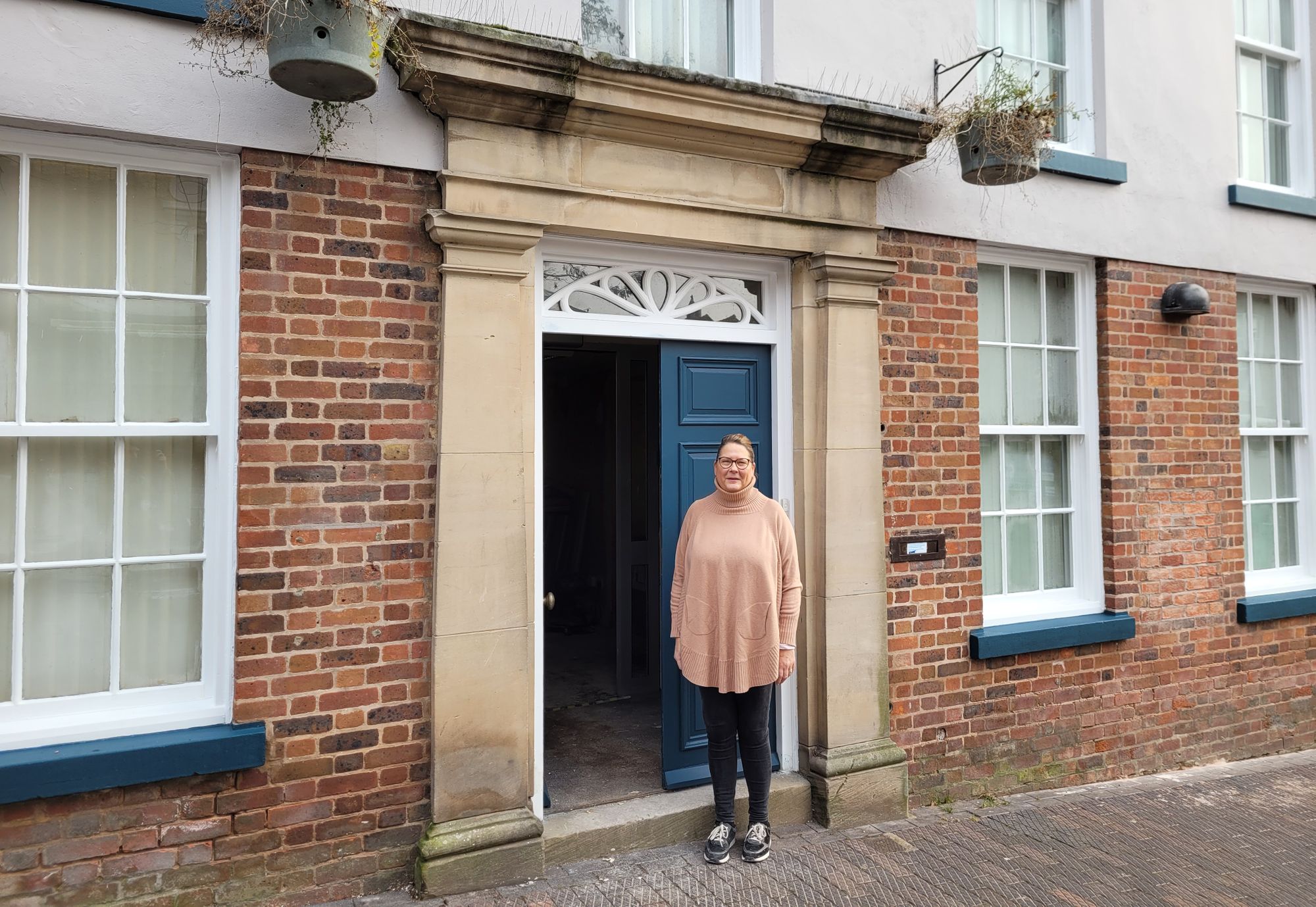 Owner invests in Stone shop expansion by moving into former bank