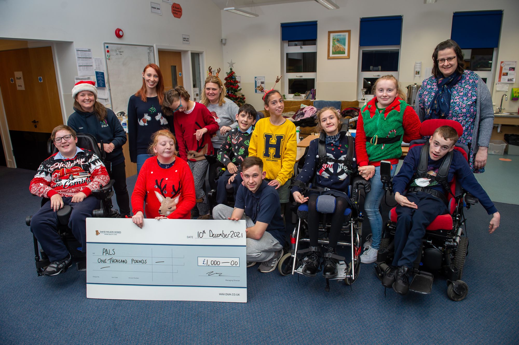 Berkshire children's disability charity receives £1,000 donation from homebuilder