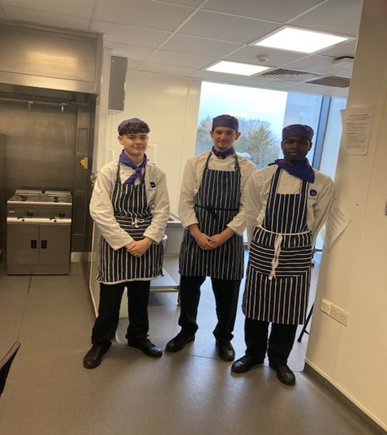 Team of three Hertford students make final of chef challenge
