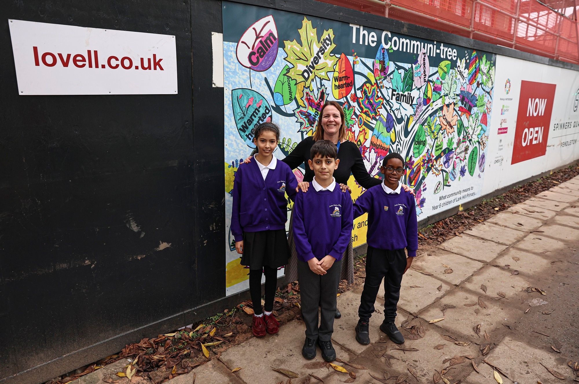 Pendleton students reveal mural honouring their local community