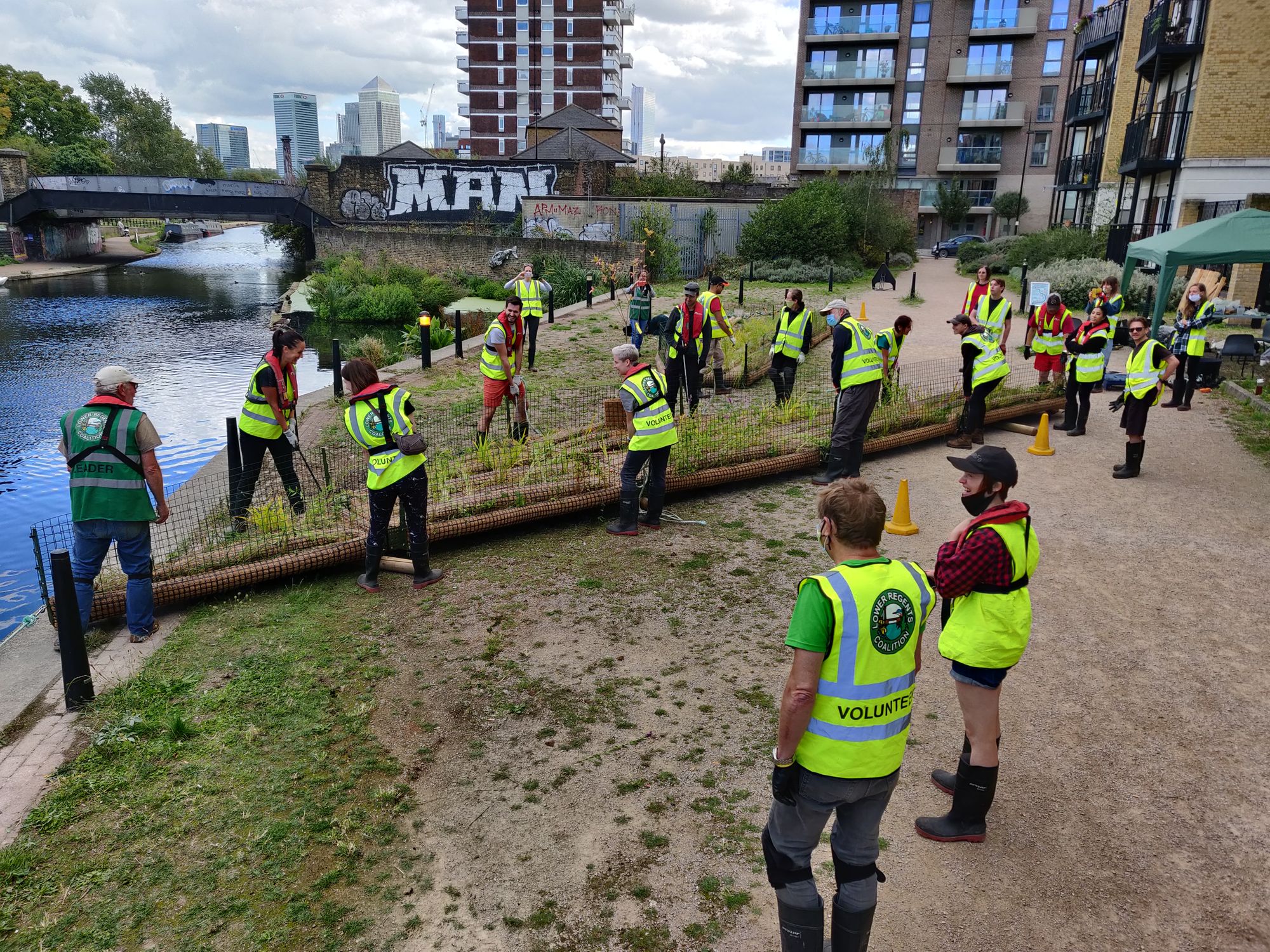 Community group transforms  neglected stretch of Regent’s Canal into a thriving urban oasis