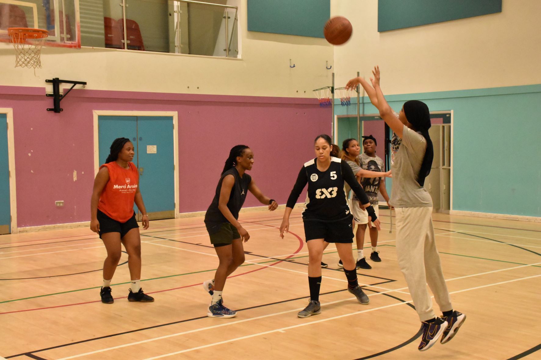 Women-only basketball programme receives £1,000 boost
