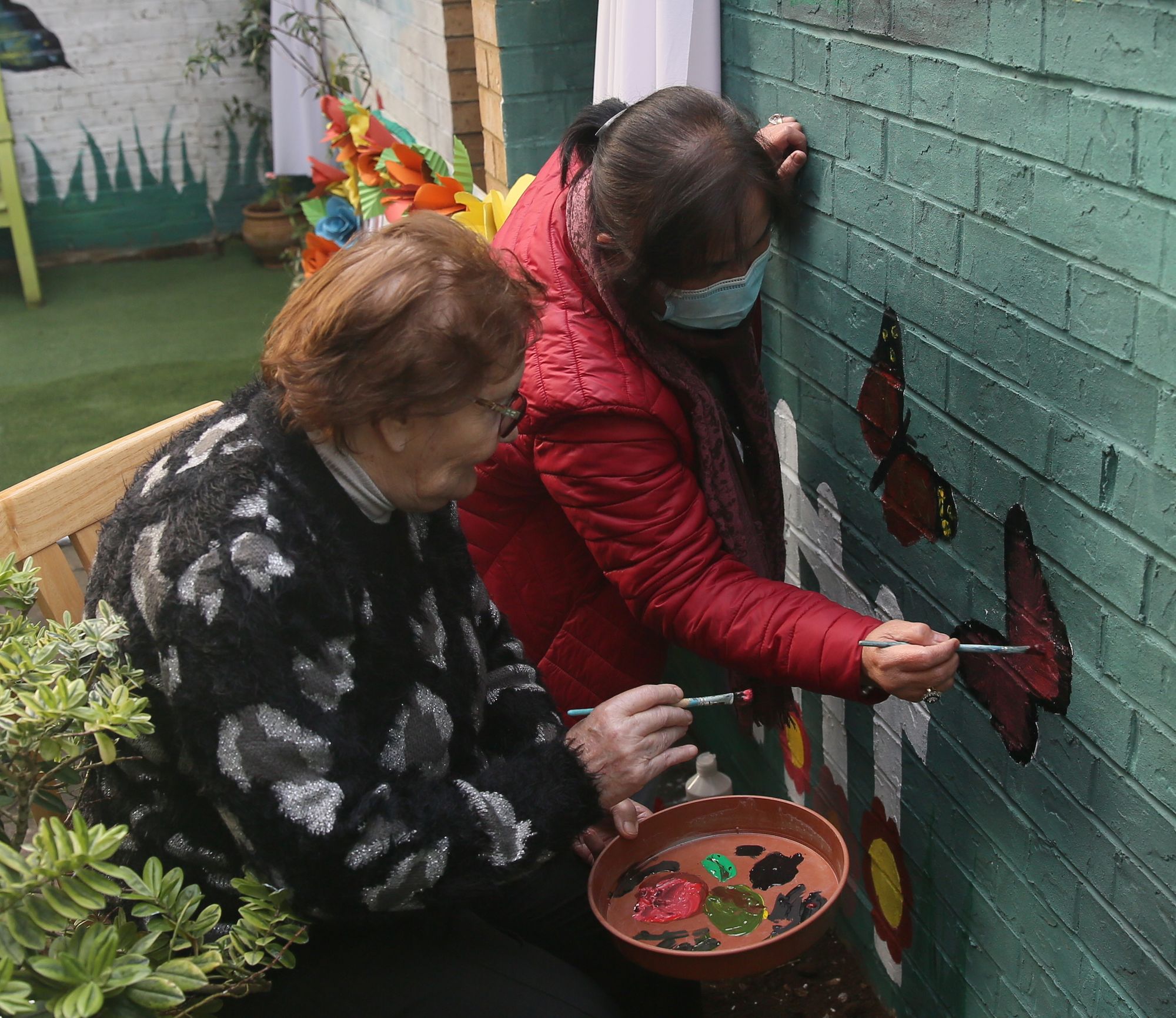 New resource in London helps older care residents