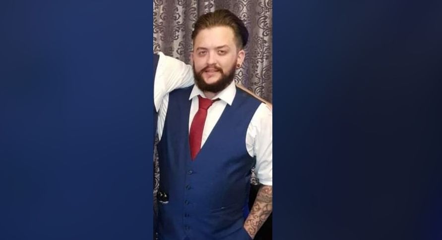 Want to decide what colour this Widnes man should dye his hair for charity?