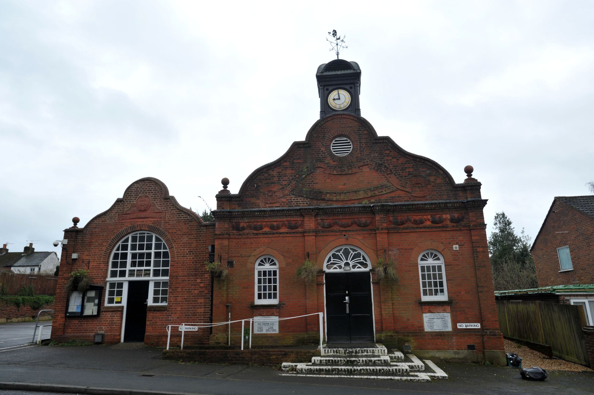 Ash Victoria Hall in Aldershot raises £4,000 for charity