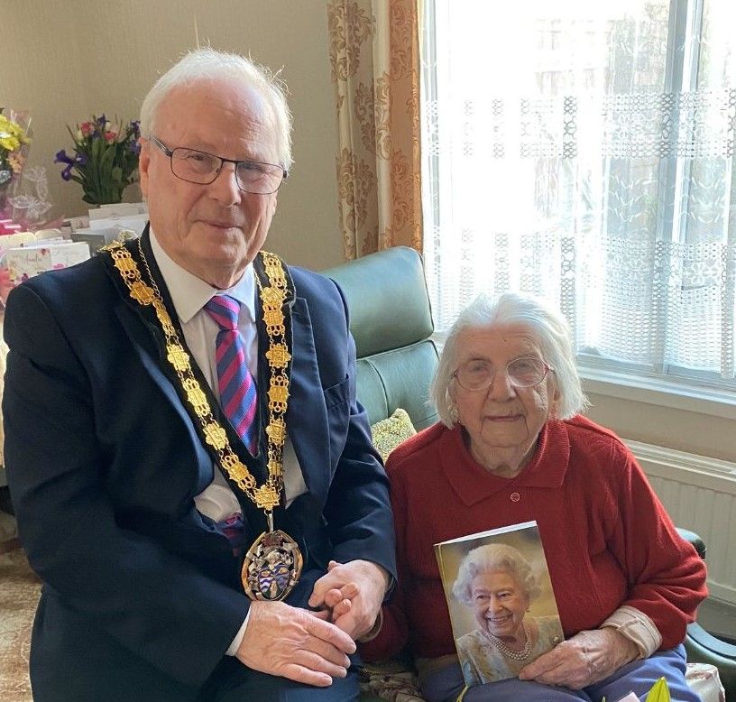 Llanelli mayor makes 100th birthday visit in town