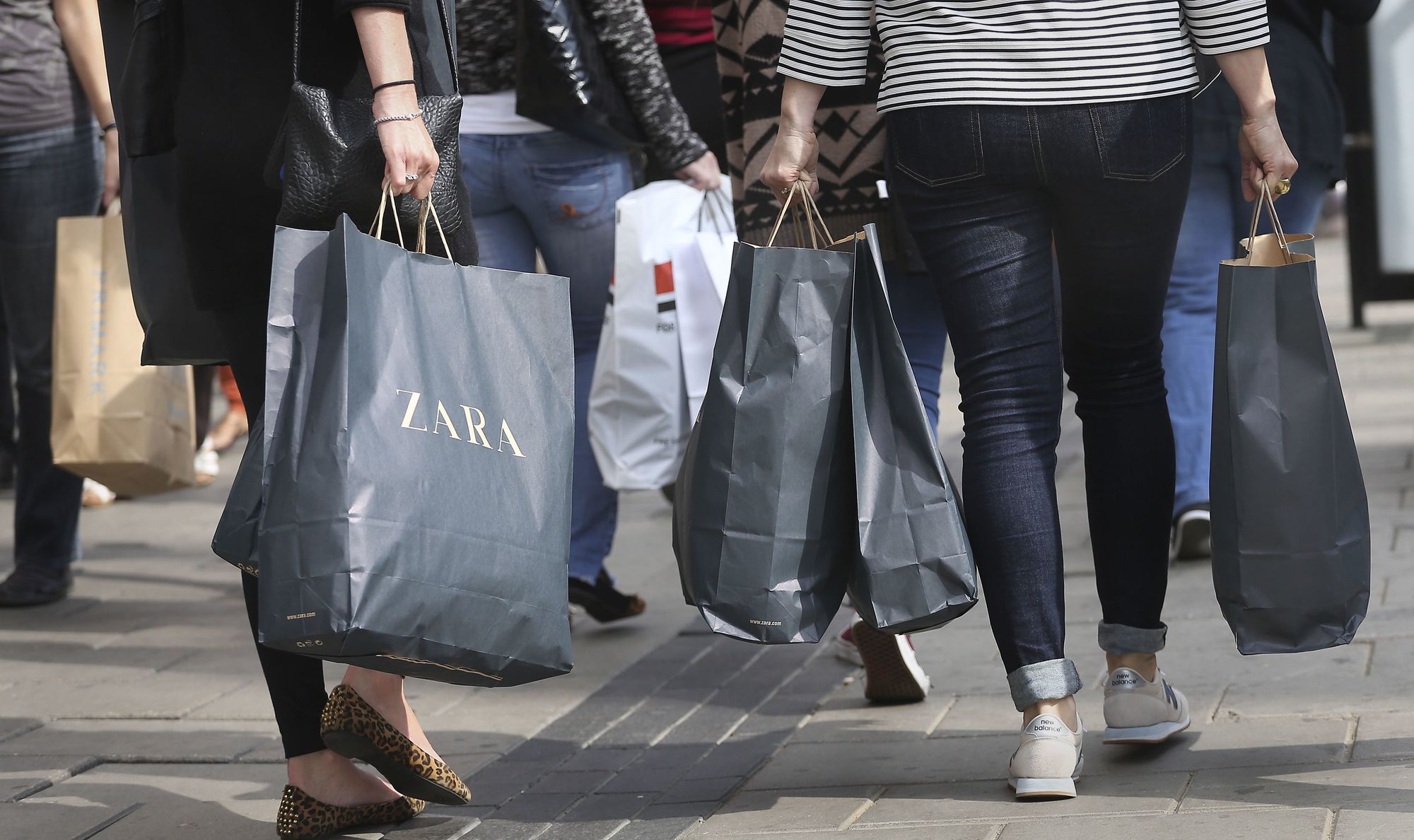 Retailers suffer ‘poor’ March as online sales slump and cost of living rises