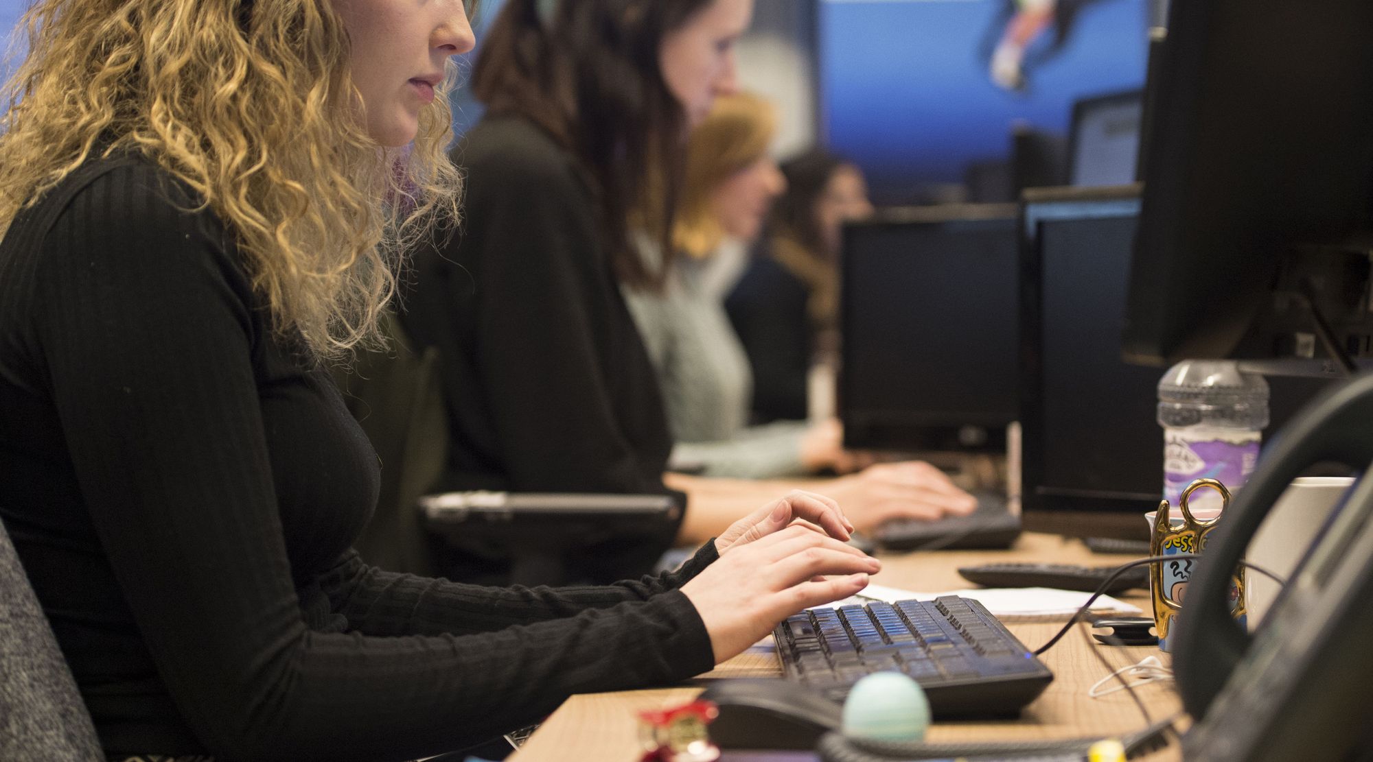 Pandemic has widened gender pay gap across the UK, study suggests