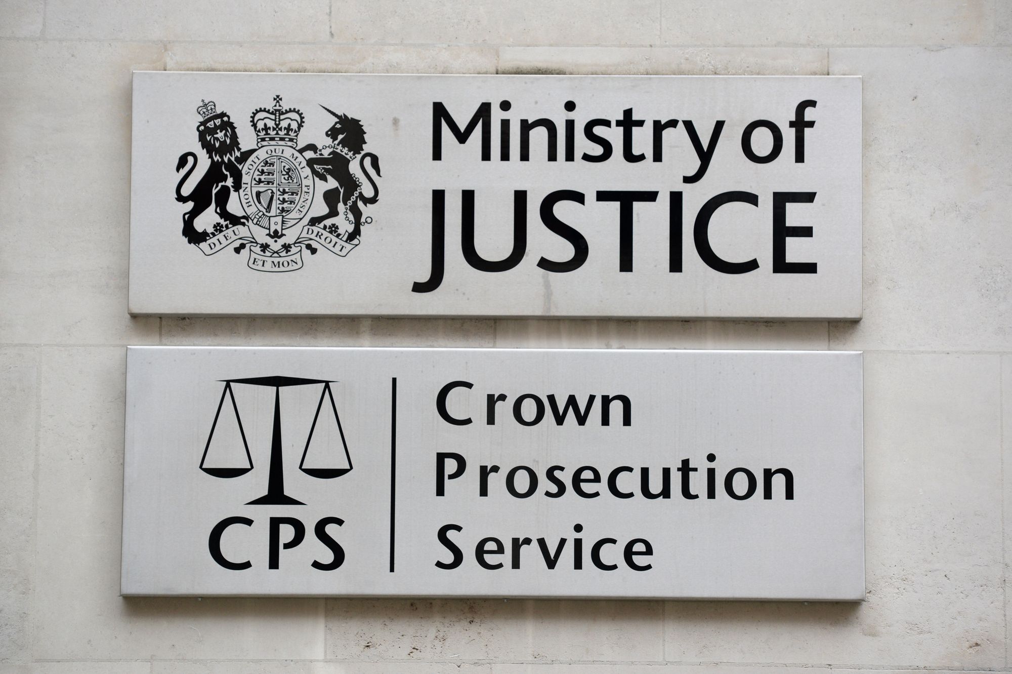 Concerns over Government plan to tackle court backlog - 'unacceptable delays to justice'