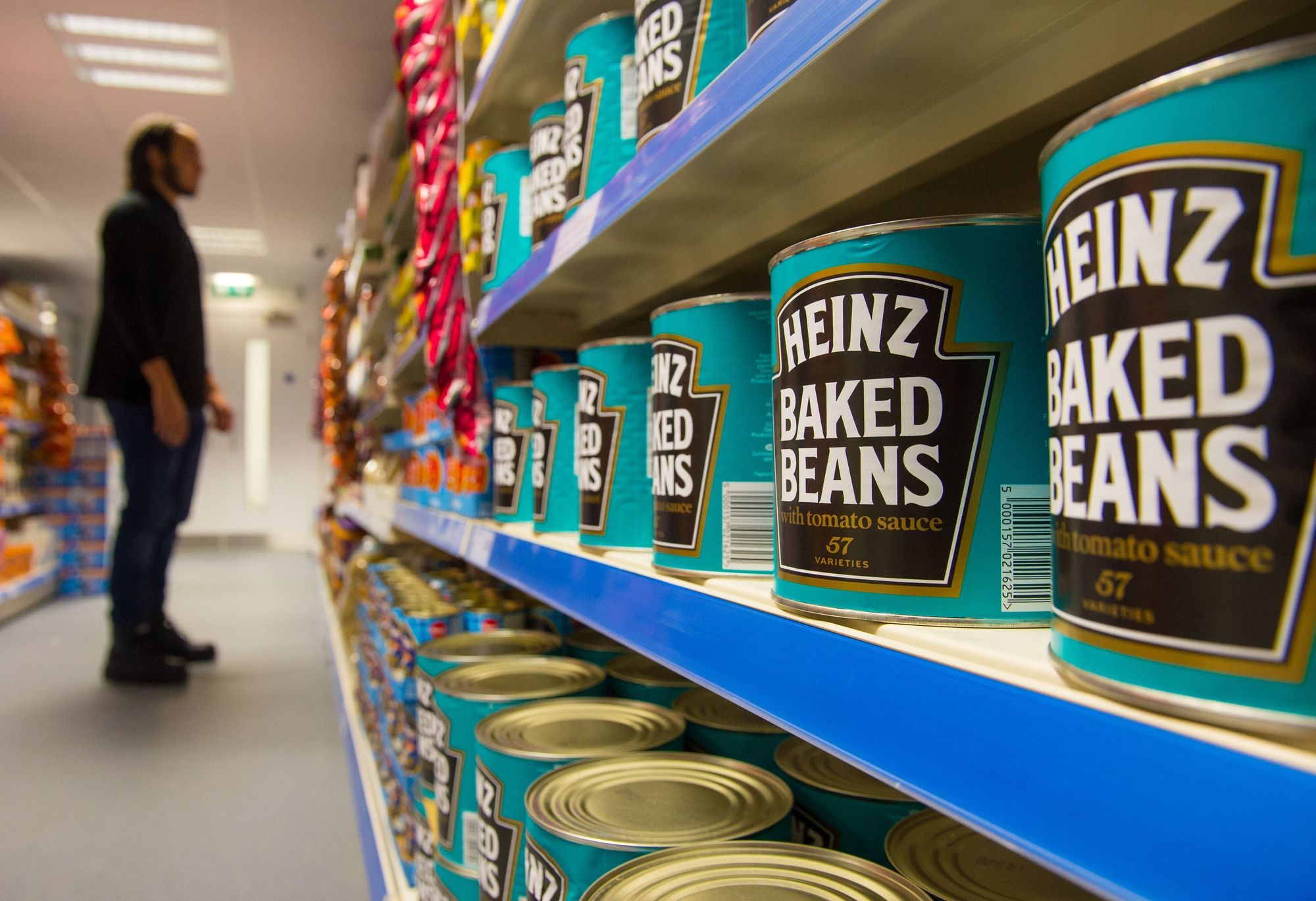 ‘Stark disparity’ between pay of supermarket chief executives and workers