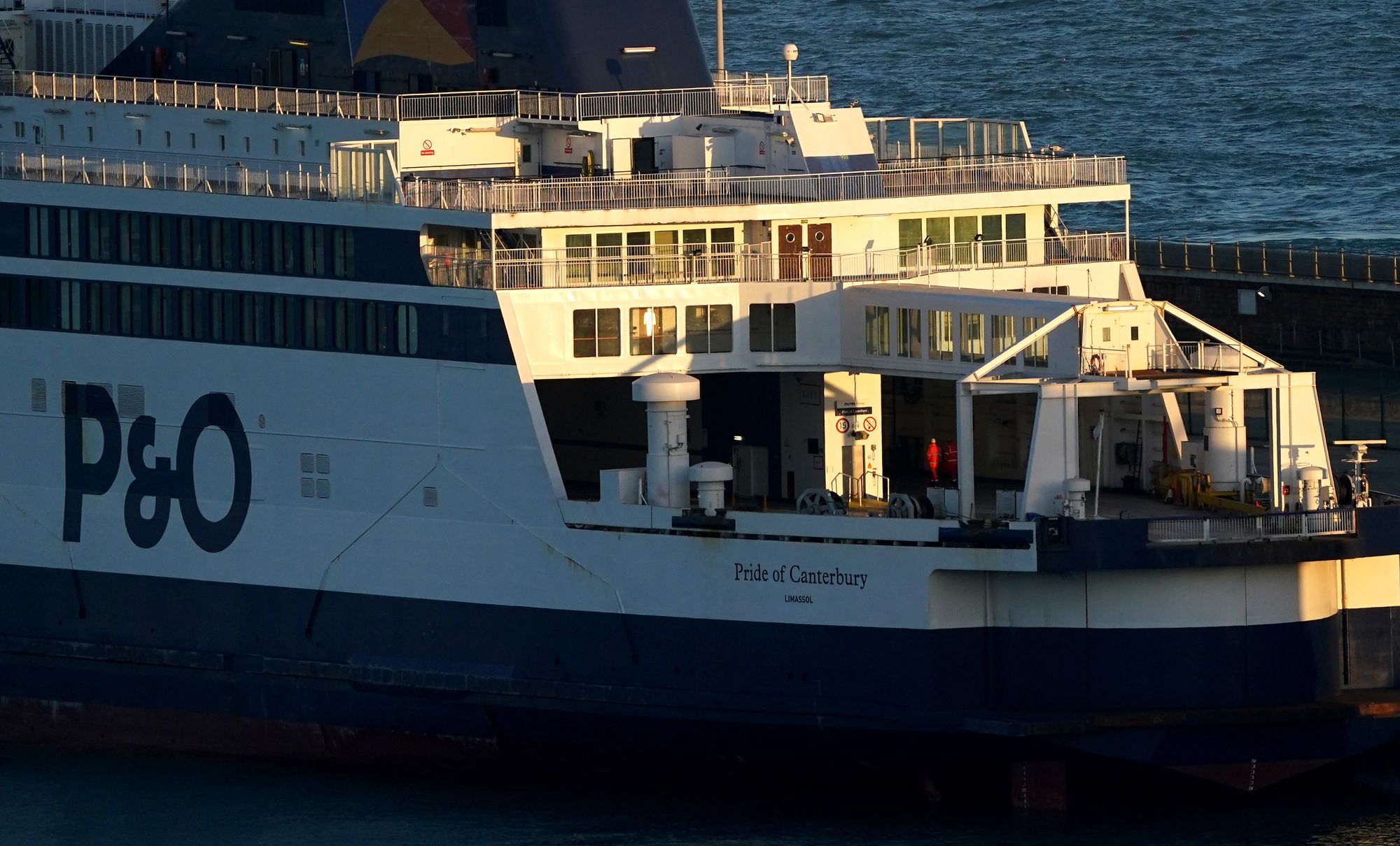 P&O refund and compensation rights as operator suspends sailings
