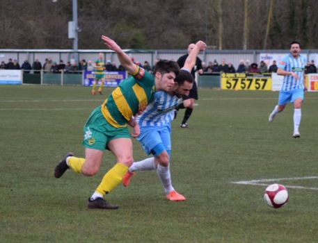 Football: Runcorn Linnets held by Clitheroe