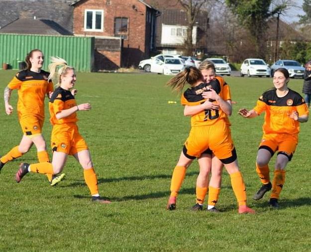 Football: Runcorn Linnets Ladies put on stunning display