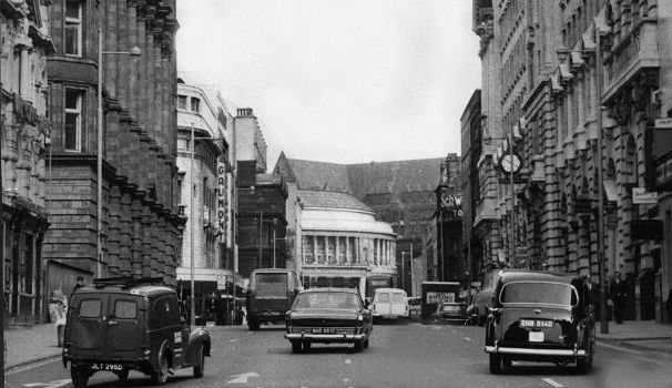 Sunday Nostalgia: Oxford Street, Manchester - Then & Now