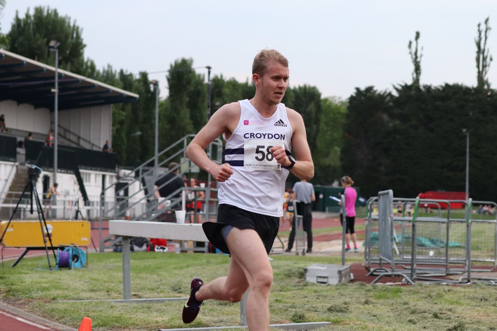 Croydon Harrier helps Surrey to gold at Inter Counties Cross Country Championships