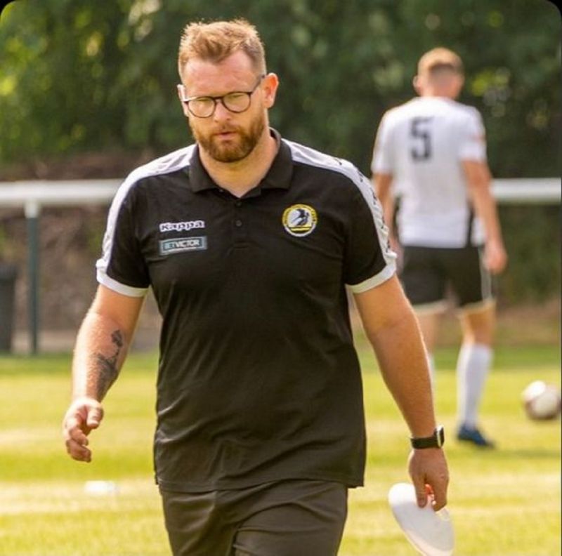 Football: Widnes dispatch Glossop with ease