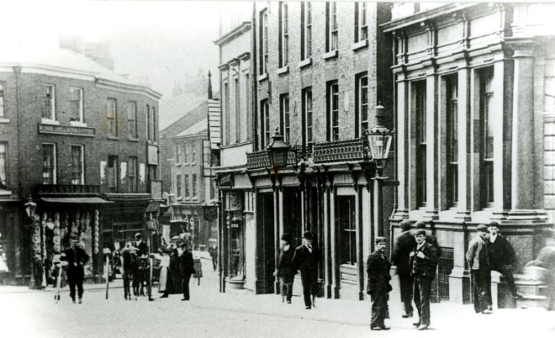 Macclesfield Nostalgia: Bowler hats and flat caps were fashion of the day