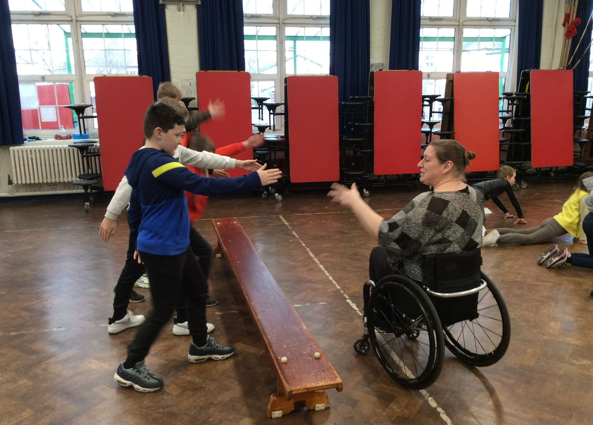 Knaphill pupils meet inspirational Commonwealth athlete