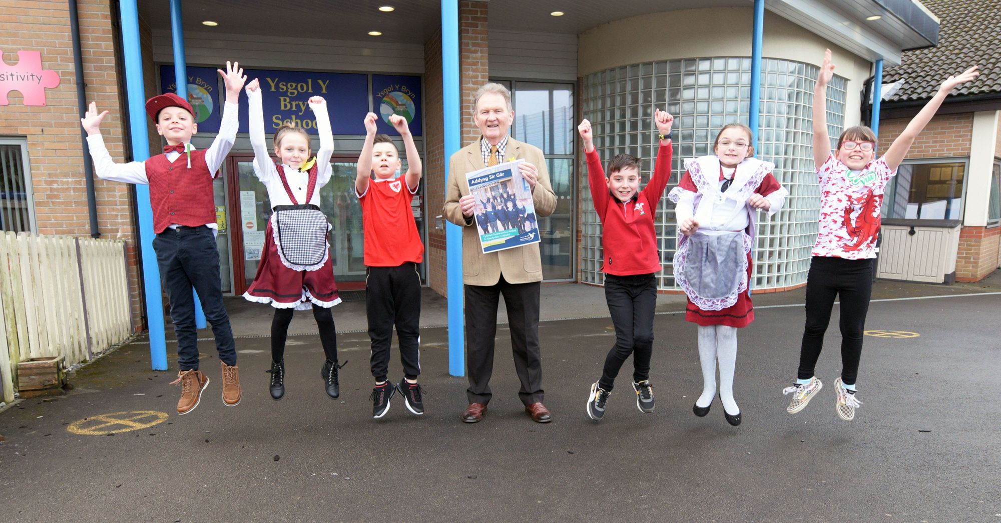 Llanelli school children help launch council’s 10 year education plan