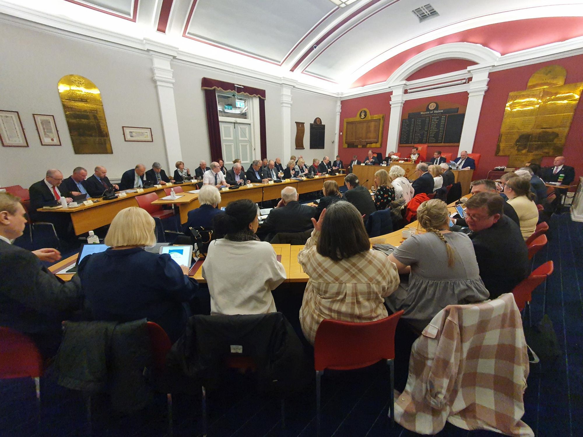 Halton councillors approve tax rise and funding cuts