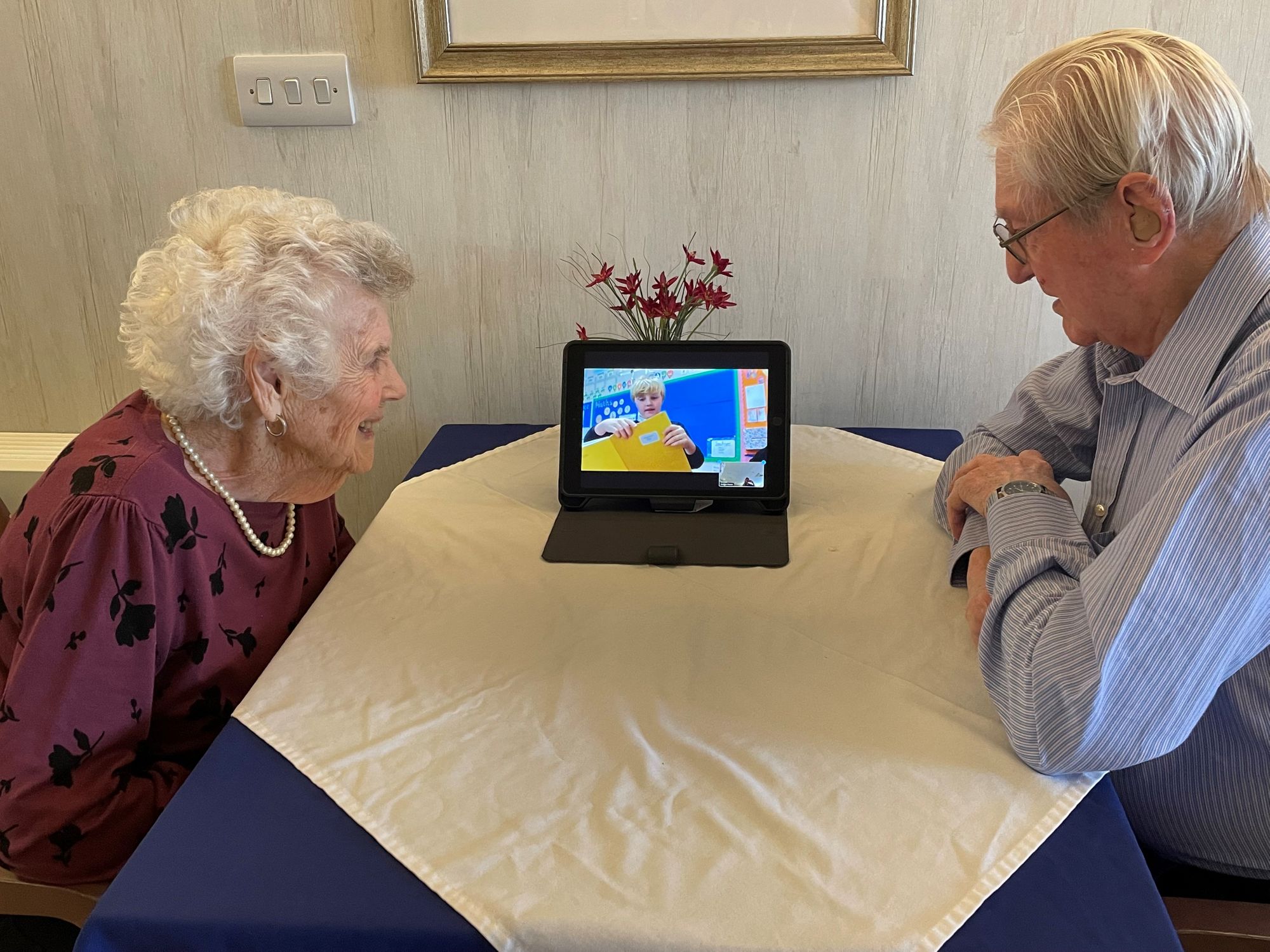 Stowmarket care home hits the books with local school