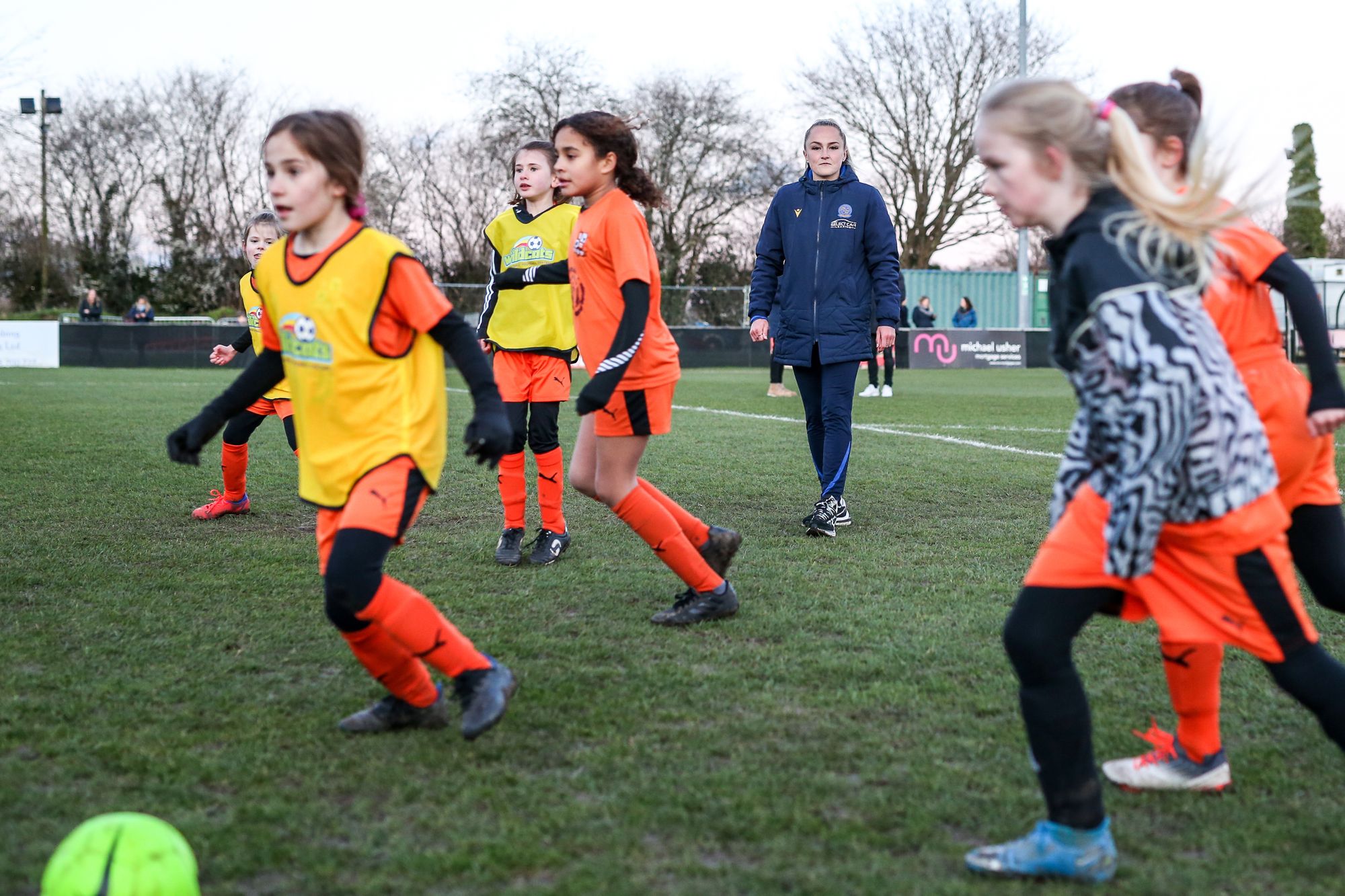 Hartley Wintney become Reading Women sister club