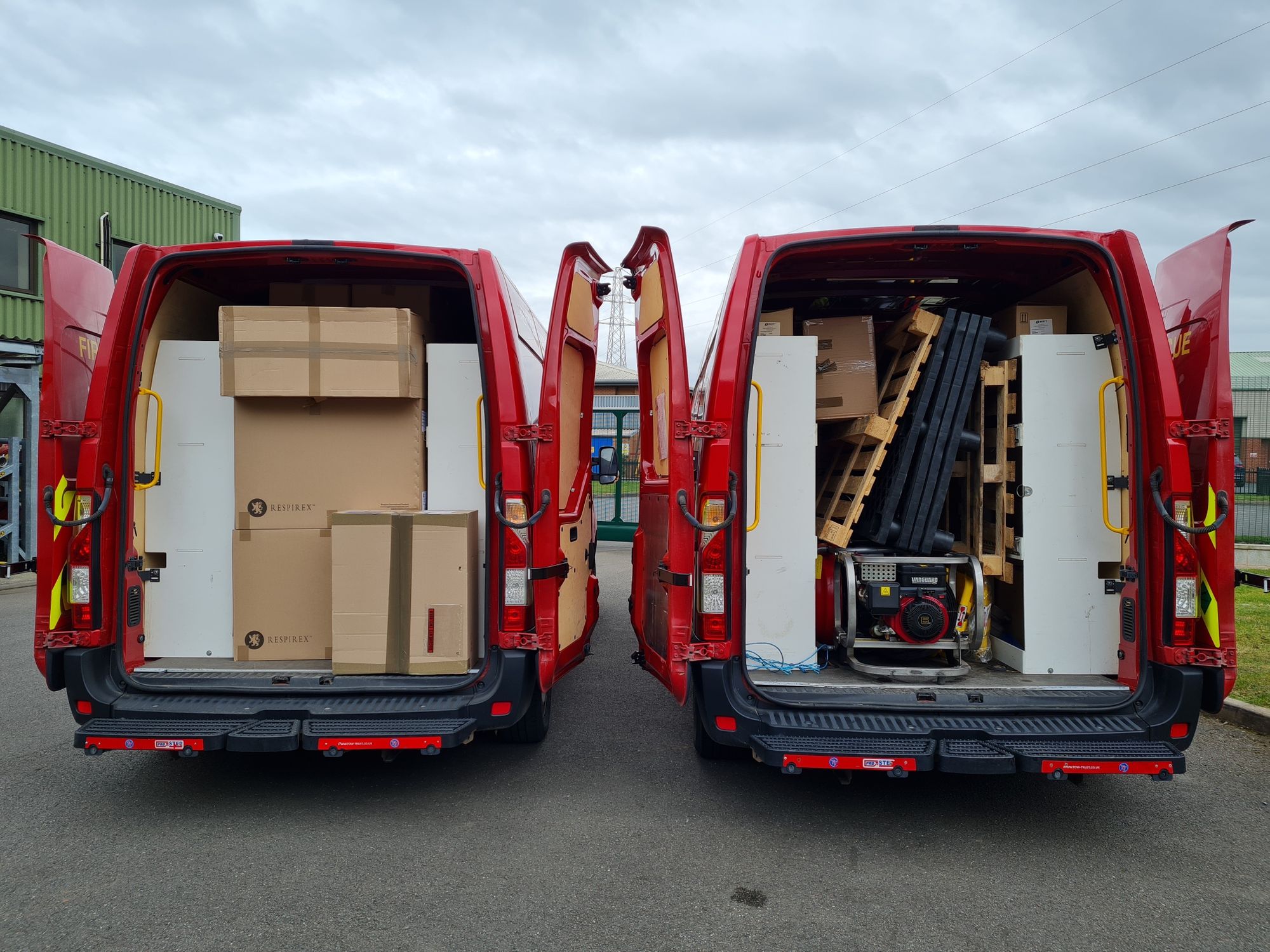 Hereford Fire and Rescue Service donates equipment and fire appliance to Ukraine