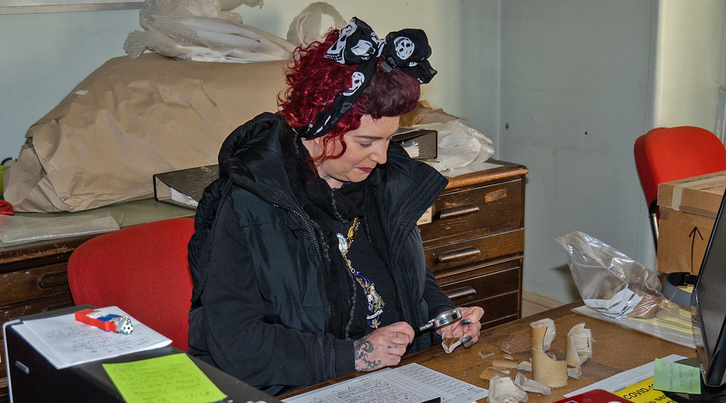 Mayor of Surrey Heath visits archaeological trust in danger of closure