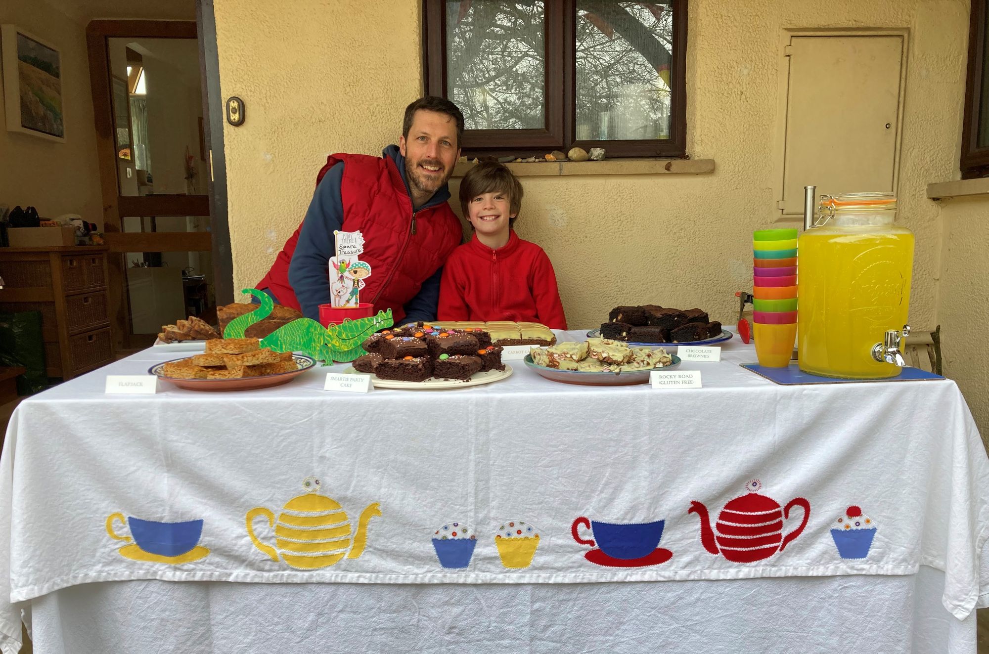 Stroud eight-year-old holds bake sale to raise money for Ukraine families