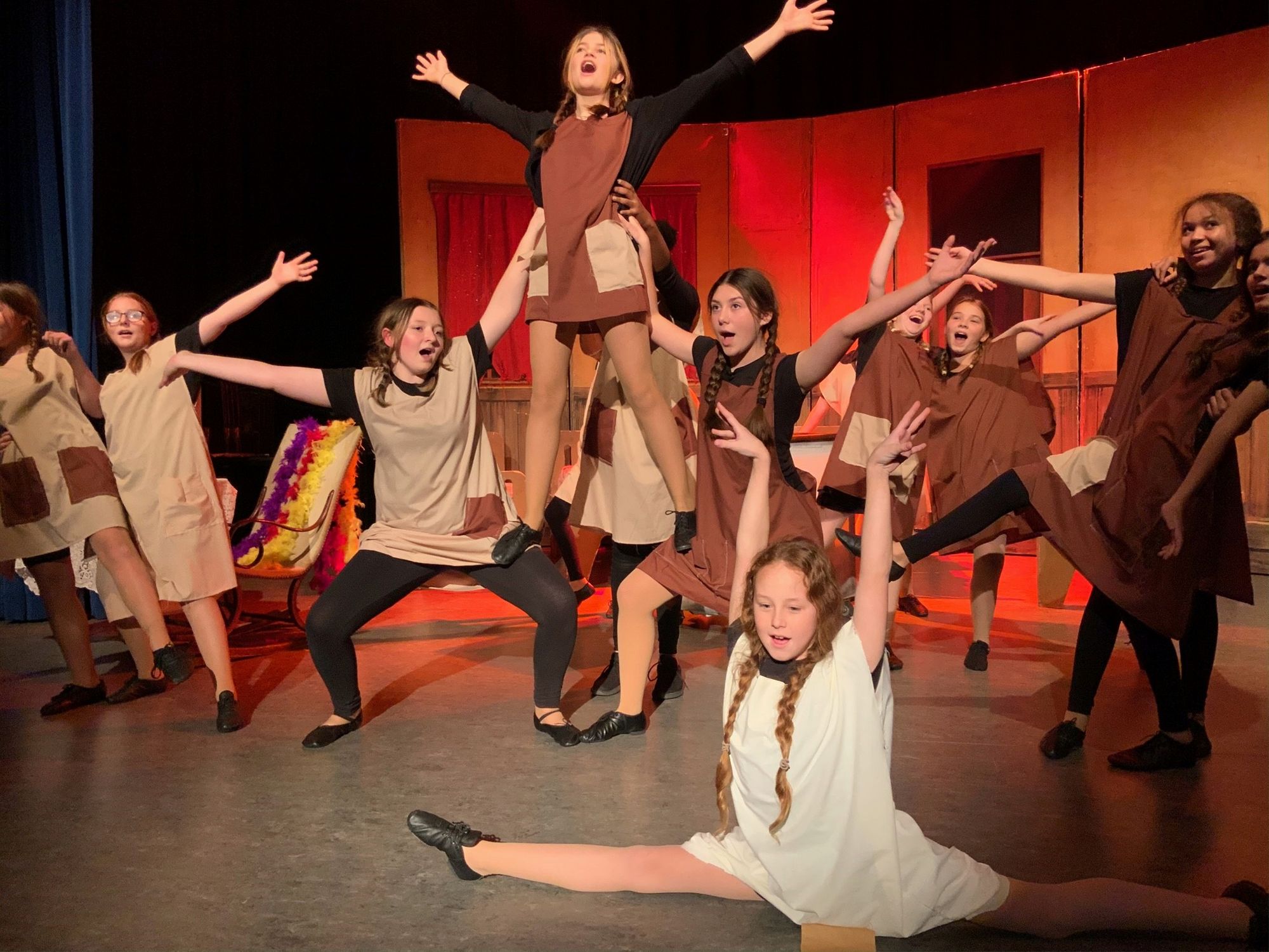 Standing ovation for Aveley academy's production of Annie