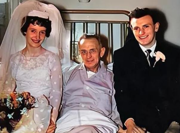 Rochdale couple celebrate diamond wedding anniversary
