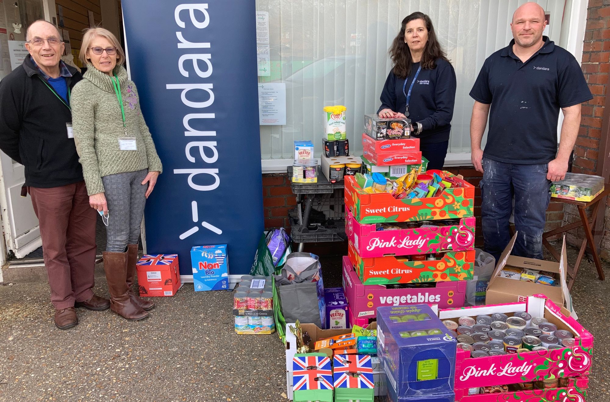 Donation helps Southampton food bank support the local community