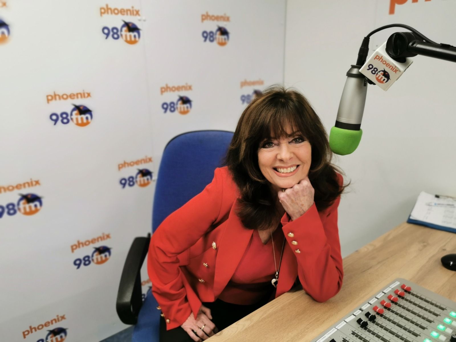 Phoenix FM: 'Allo! 'Allo! Vicki Michelle returns to Sunday show
