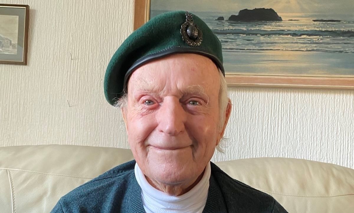 Doncaster grandad receives special recognition from the Prime Minister
