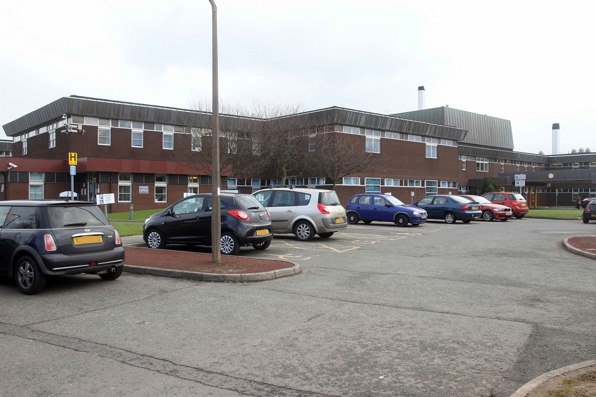 Climate change and air pollution in Halton Hospital's sights