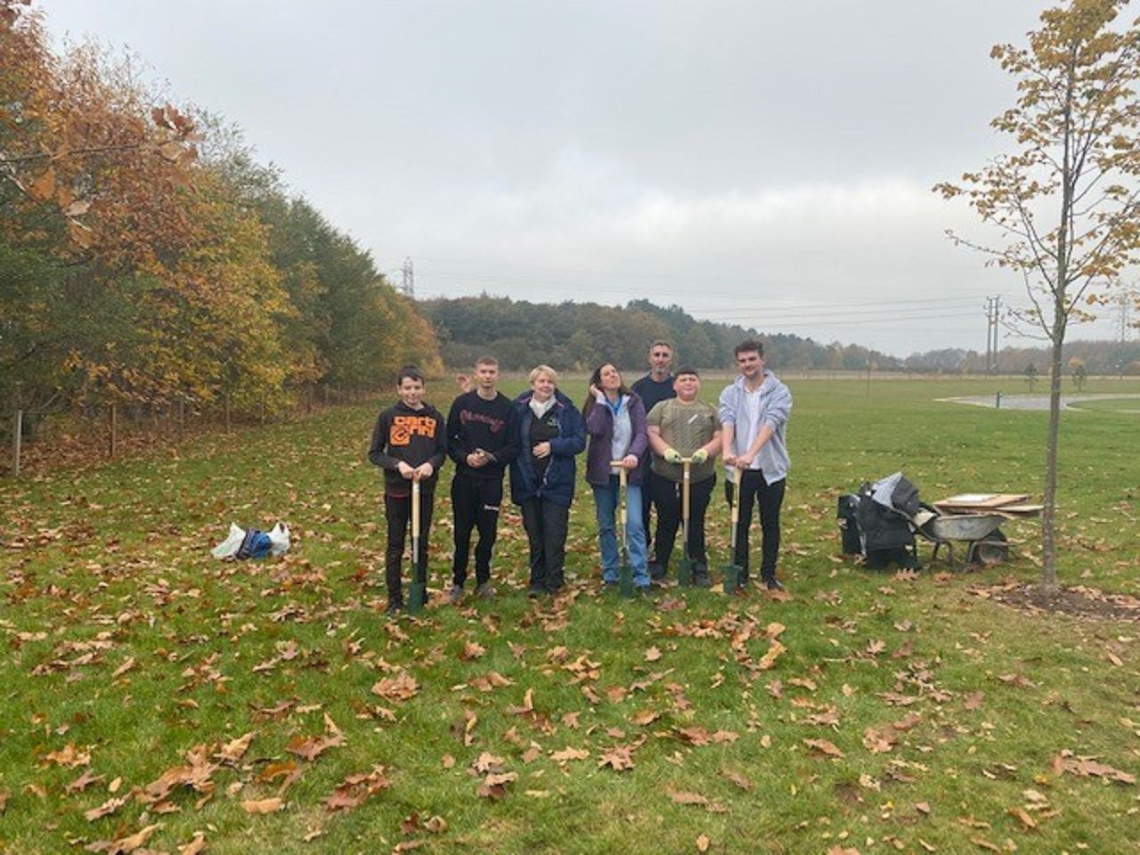 Retford pupils dig in to add a splash of colour to crematorium